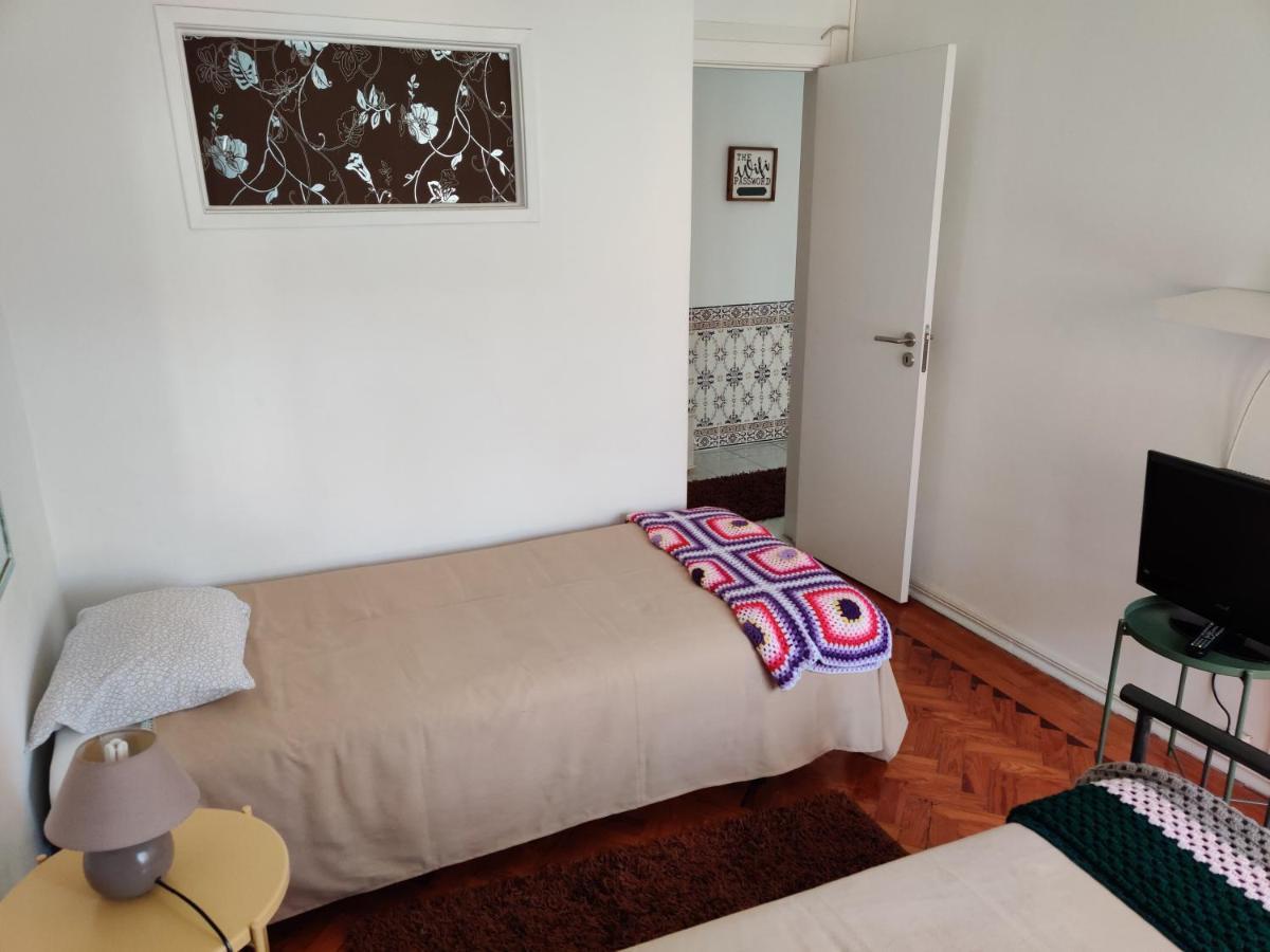 Vasco Santana Guesthouse Odivelas  Kültér fotó