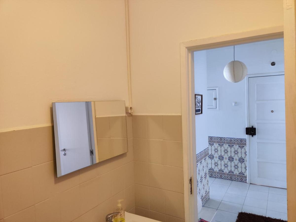 Vasco Santana Guesthouse Odivelas  Kültér fotó