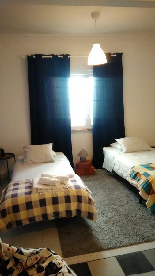 Vasco Santana Guesthouse Odivelas  Kültér fotó